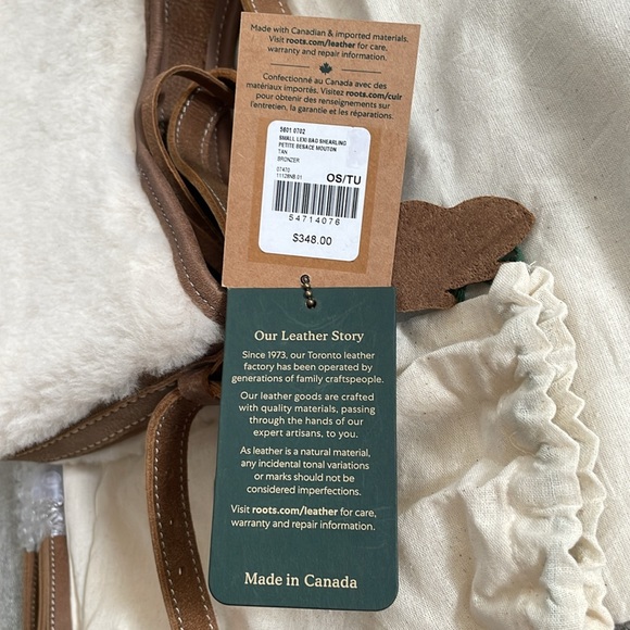 NWT Roots Small Lexi Bag in Shearling - Picture 10 of 11